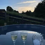 Niedzwiedzi Zakatek Chalet *