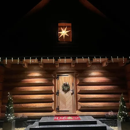 Niedzwiedzi Zakatek Chalet *